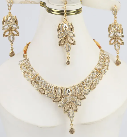 Badam patti Necklace Set With Earrings and free dori